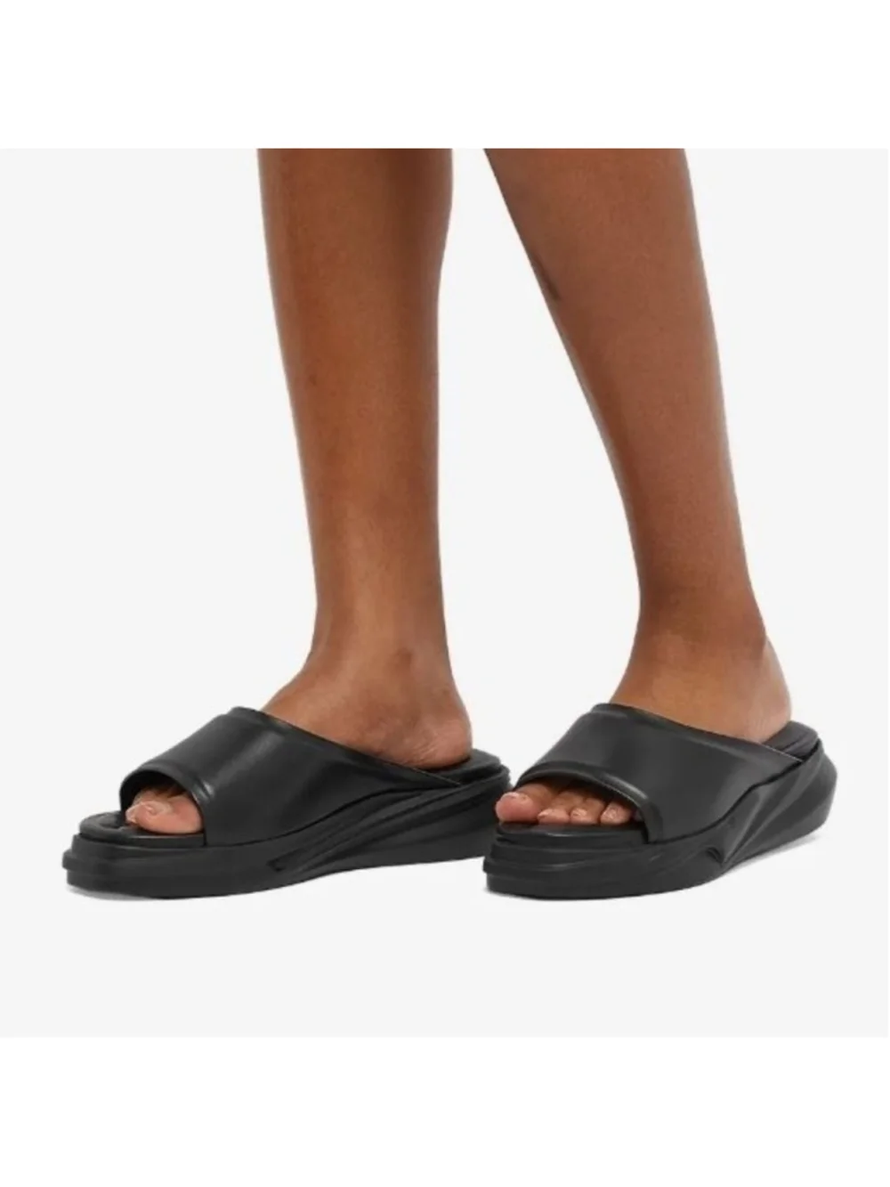 NWT 1017 ALYX 9SM | Mono chunky slides In Black